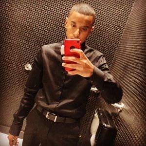 Meet your Posher, Kenneth